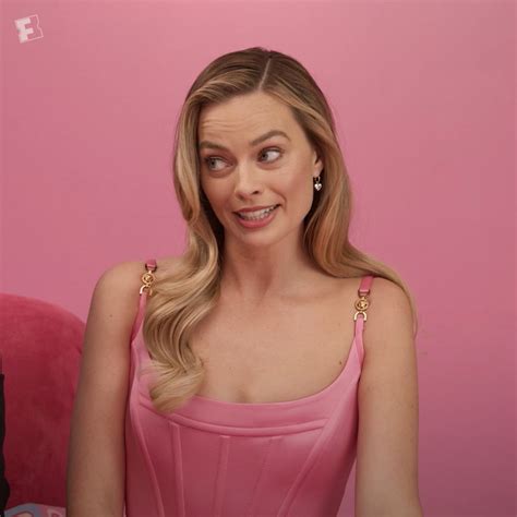 Fandango On Twitter WATCH Margot Robbie Breaks Down The High Heel