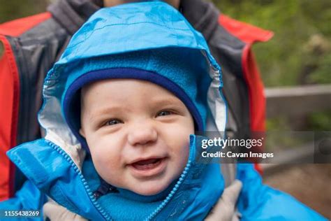 Baby Walking Side View Photos And Premium High Res Pictures Getty Images