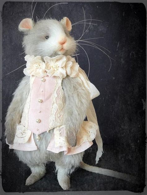 Melanie Mouse by Tetiana Sadovska | Tedsby