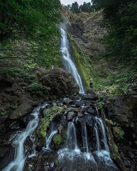 The waterfalls in Oregon are so refreshing! I love the peaceful sound ...