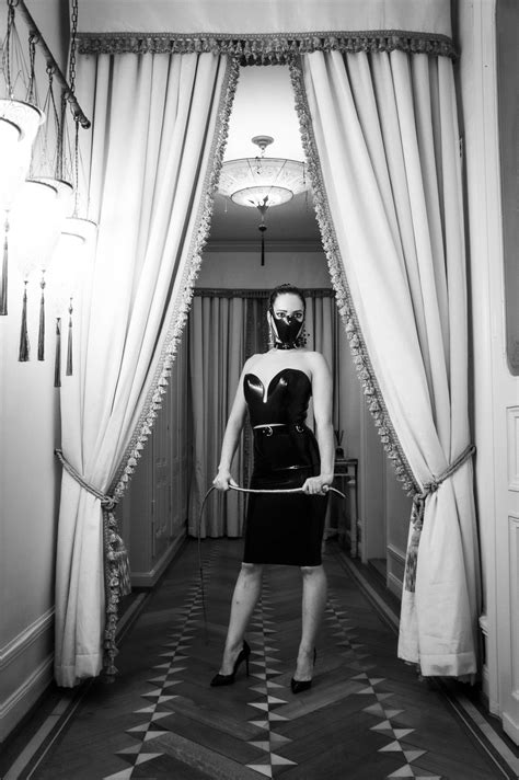 Maîtresse Isadora | France Femdom