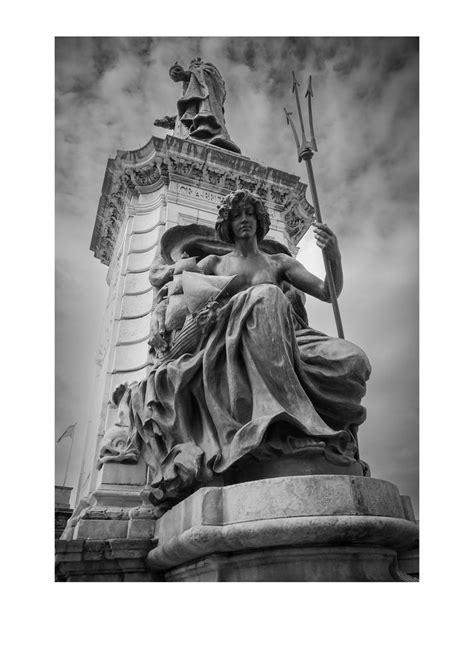 Victoria Square Kingston Upon Hull UK Statue Of Queen Vi Flickr