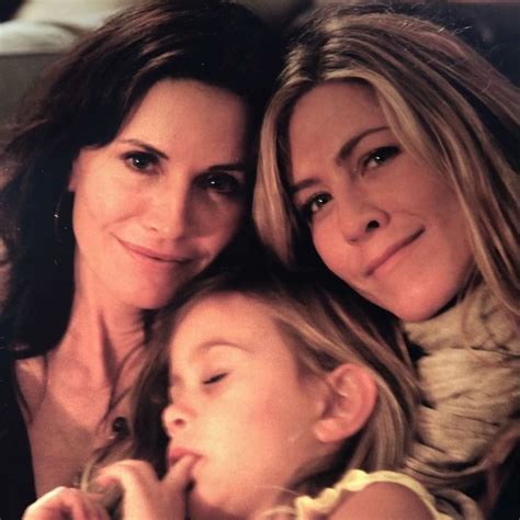 Inside Jennifer Aniston Goddaughter Coco Arquettes Relationship