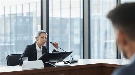 memahami   interupsi  debat  tujuannya eraid