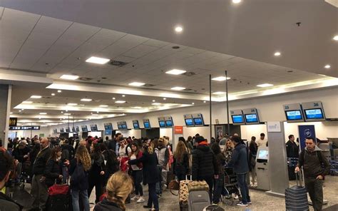 Demoras En Aeroparque Por Otra Medida De Fuerza