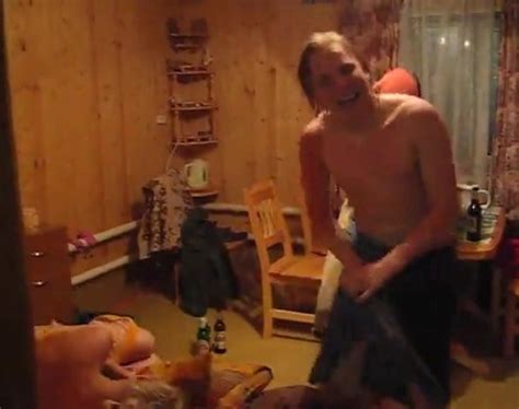 Cfnms Guy Naked In Front Of Girls ThisVid