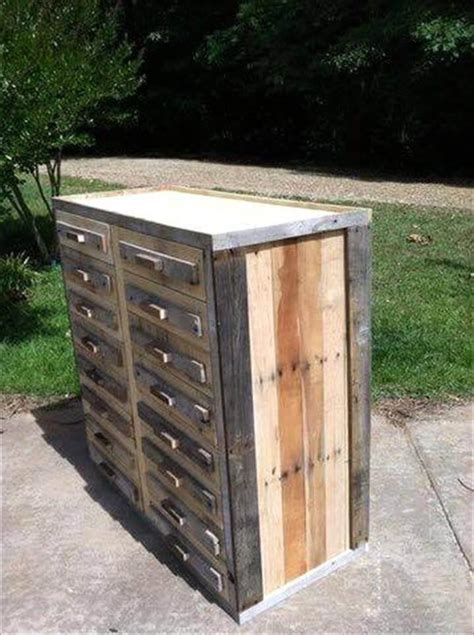 Diy Pallet Wood Chest Of Drawers Easy Pallet Ideas