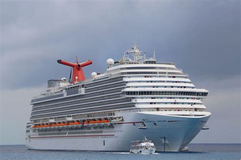 Carnival Dream Cruise Ship Review And Pictures F79