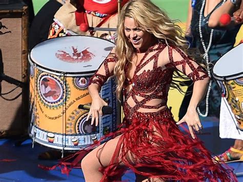 Fifa World Cup Shakira Santana And Samba Light Up Closing Ceremony Football News