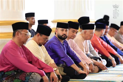 His Royal Highness The Regent Of Johor Performed Friday Prayer At