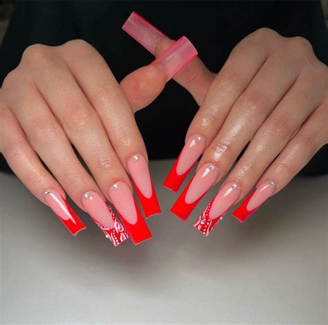 Pin By Annie Foster On Nails Best Acrylic Nails Trendy Nails Long Nails