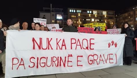 Nuk Ka Paqe Pa Sigurin E Grave Mbahet N Prishtin Protesta Kund R