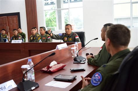 Danlanud Roesmin Nurjadin Briefing Cope West Lebih Berbaur Lanud