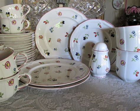 Vintage Villeroy Boch Petite Fleur Tableware Very Good Excellent