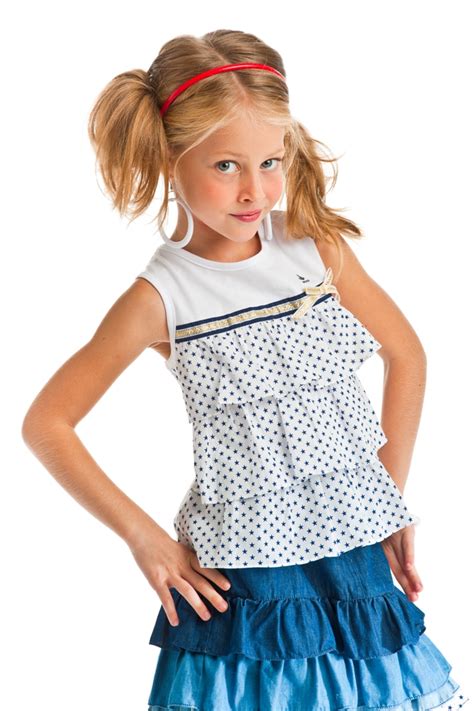 Fashion Kids Алиса Чарушина Фотогалерея BORN catalogue 2011