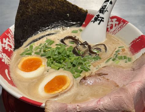 クセが少なく食べやすい愛知発の豚骨ラーメン「熟成豚骨一番軒／tonkotsu Ramen Ichibanken」 ベトナムスケッチ