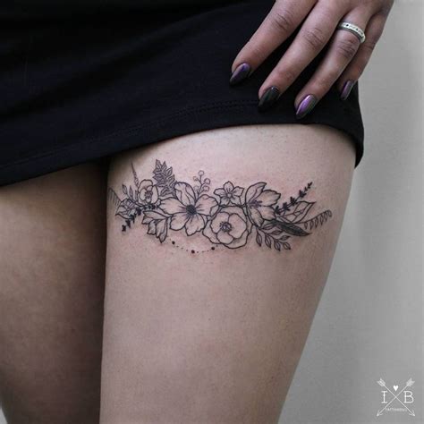 Image Result For Mehndi Lace Garter Tattoo Floral Thigh Tattoos Garter Tattoo Thigh Tattoo