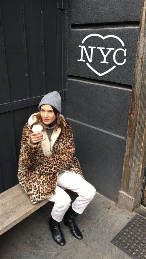 Alexa chung instagram stories, Alexa Chung | Outfits With Leopard Print ...