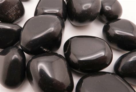 Black Jasper Meaning Uses And Benefits