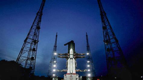 Ahead Of Chandrayaan Launch Isro Scientists Offer Prayers At