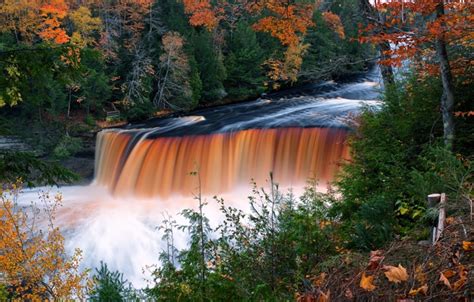 Wallpapers for theme Tahquamenon Falls State Park