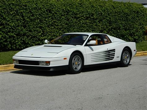 Contemporary Ferrari Testarossa Rendering Keeps The Pop Up Lights Door Slats Autoevolution