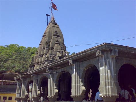 9 Famous Temples in Maharashtra | Styles At Life