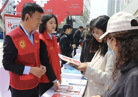 潍坊高新区：便民服务“赶大集” 服务群众“零距离”澎湃号·政务澎湃新闻 The Paper