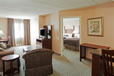 Staybridge Suites Oakville an IHG Hotel Oakville | Bookonline.com