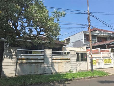 Dijual Rumah Tua Hitung Tanah 536 M2 Di Jl Puncak Pes VI Komp Bukit