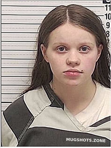 WALKER CLOE JADE 01 10 2024 Bay County Mugshots Zone