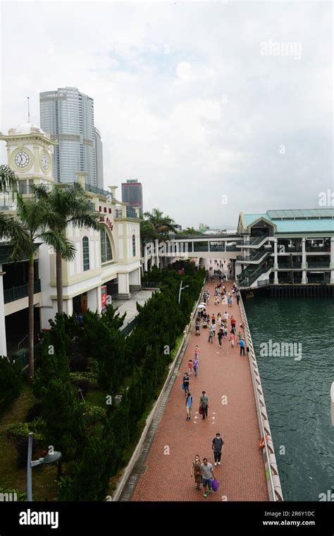 The Central Piers Promenade In Hong Kong Stock Photo Alamy