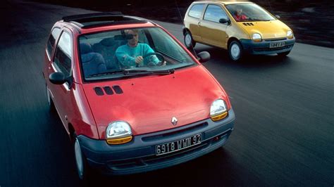 Renault Twingo cumple 30 años pequeño simpático y revolucionario