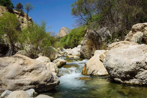 2 day treks you can do in the Zagros Mountains of Iran - Against the Compass