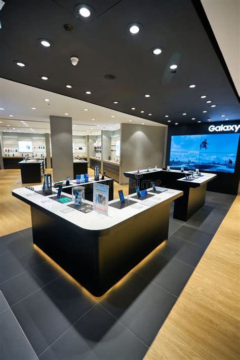 Samsung Store Editorial Image Image Of Color Electrical 294330305
