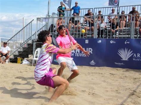 I Grossetani Gasparri E Pepi Campioni Del Mondo Di Beach Tennis