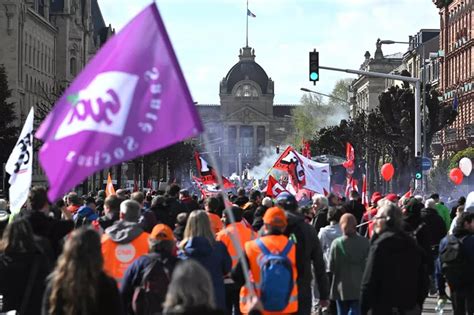 Triunfo De Macron Corte Francesa Convalidó La Reforma