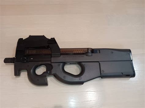 Yahoo オークション 東京マルイ製 Fn P 90 電動ガン