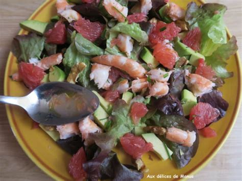 Salade à Lavocat Aux Crevettes Et Pamplemousse Et Vinaigrette Au Jus