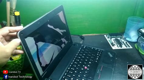 Ganti Lcd Atau Layar Laptop Notebook Yang Pecah Atau Rusak Youtube