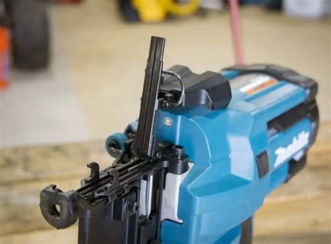 Angled finish nailer vs. straight: 2 Best nail guns in 2024