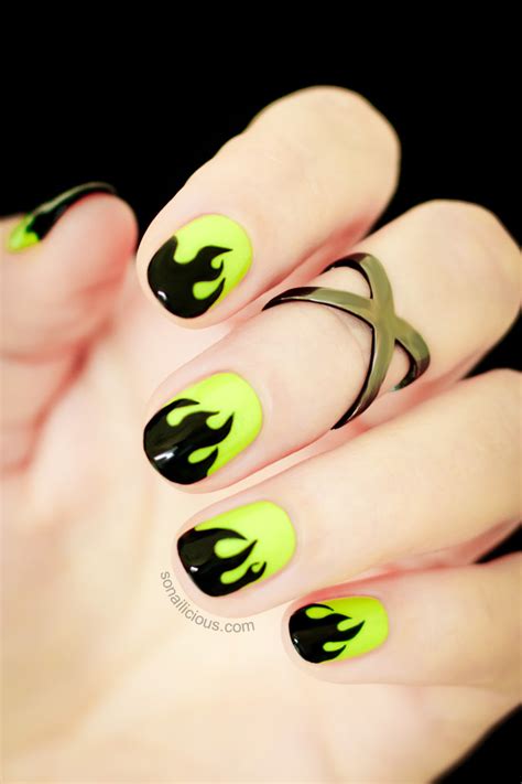 Mystical Flame Halloween Nails - Tutorial