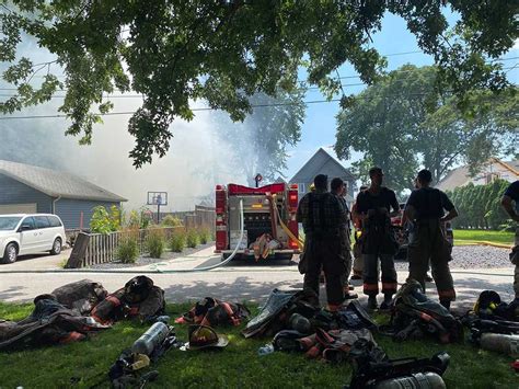 Firefighters Battle Lakefront House Blaze Near Kingsville Windsor Star