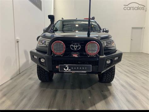 2019 Toyota Hilux Sr5 4x4 Azzam Shannons Club