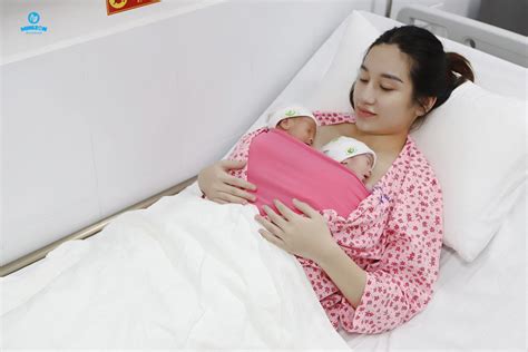 10 Lợi ích của việc da kề da sau sinh mà mẹ cần biết