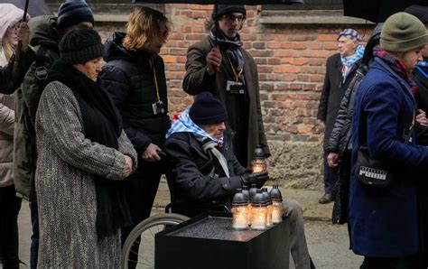 Conmemoran sobrevivientes 79no aniversario de liberación de Auschwitz