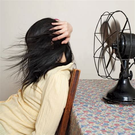 Pregnancy How To Cope With Hot Flashes