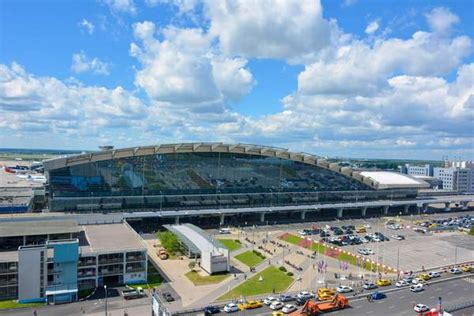 Трансферы в аэропорты Москвы
