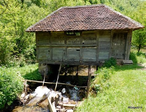 1-vodenica | Trenuci oslikani svetlošću