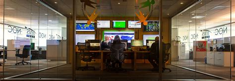 hmshost  equipped  network  serve travelers biztech magazine